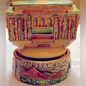 Vintage Powell Mason Hyde Cable Car San Francisco Trolley Music Box.